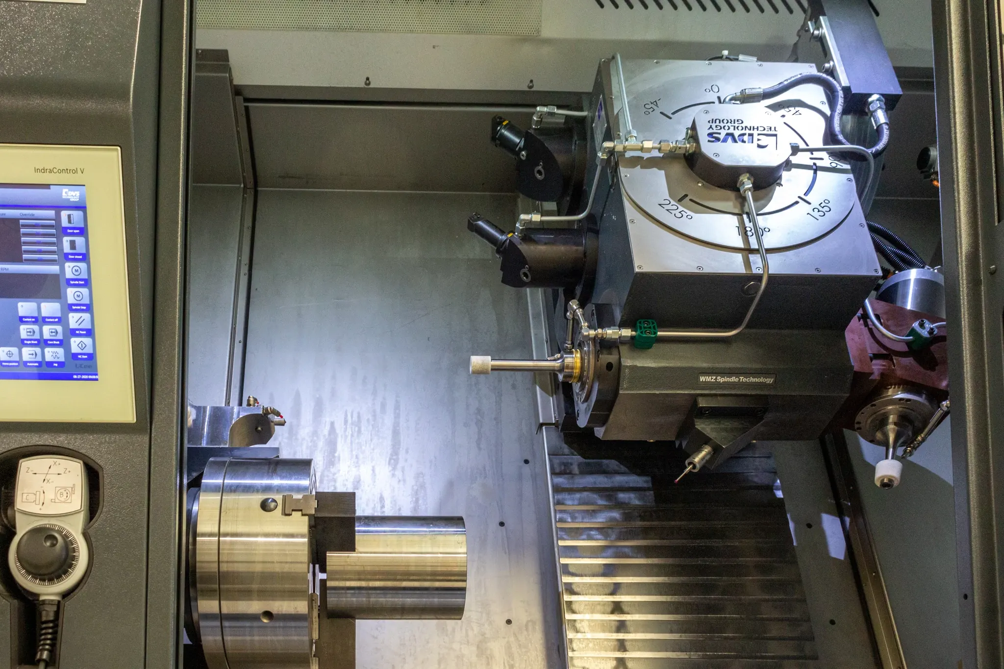 Machine tool UGrind 800 DD