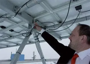 rodamientos lisos utilizados en la aplicación de seguimiento solar