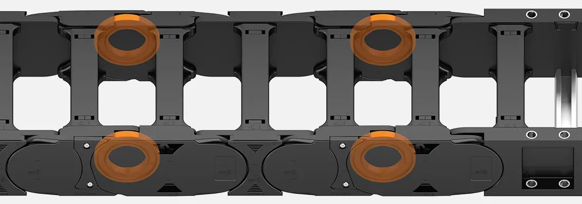 Toczenie E4.1 za pomocą ogniw prowadnika rolkowego