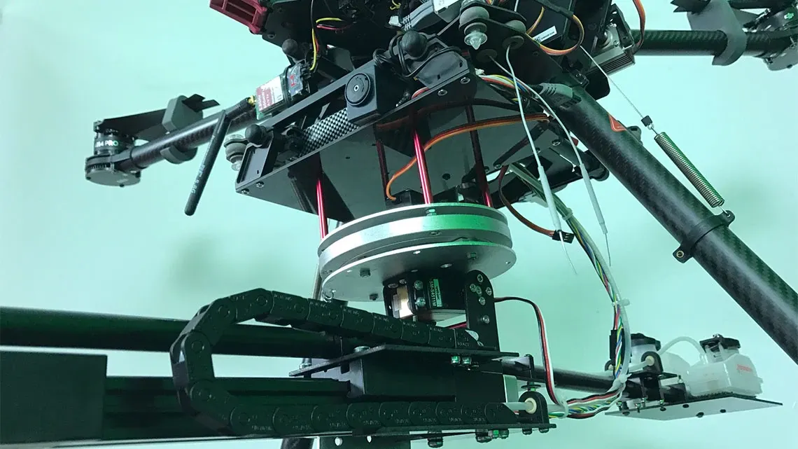 Drone de control de plagas