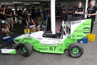 Formula Student racing car with igus® plain bearing technology