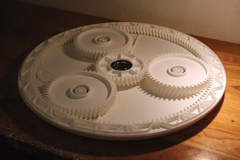 xiros® ball bearings in the planetary wheel of a plastic planetary gearbox