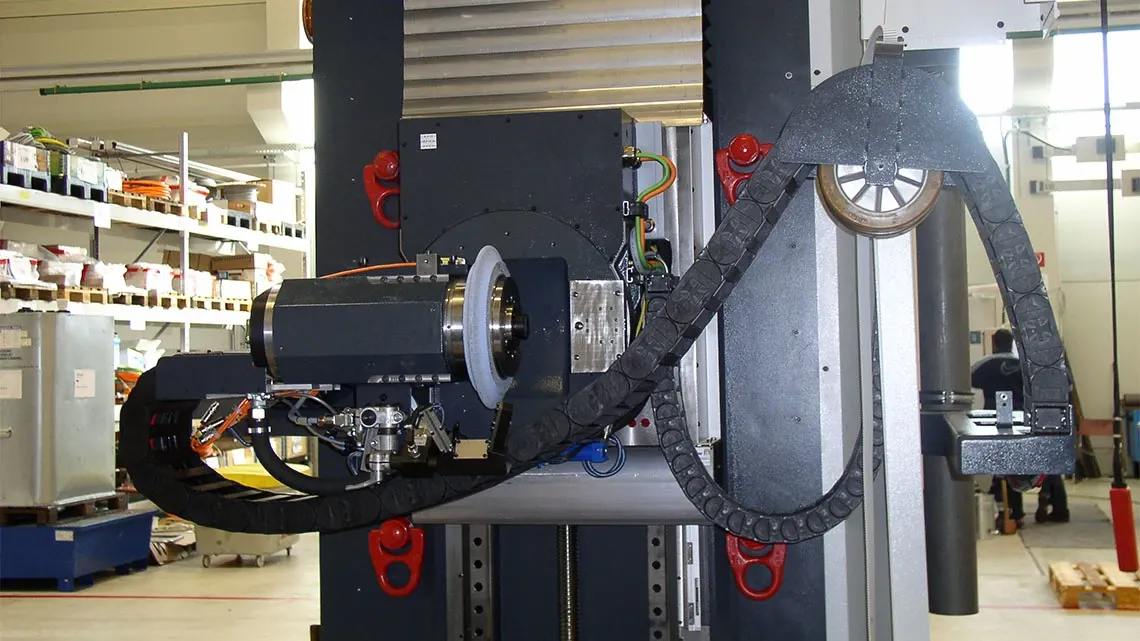 Fogaskerék köszörű gép