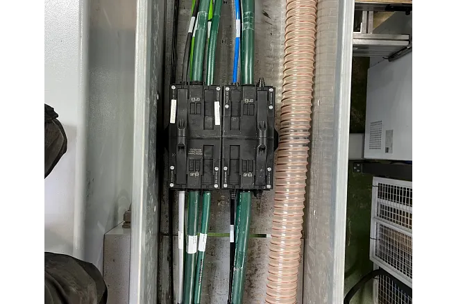 Module Connect in der Möbelproduktion | igus Schweiz