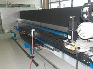 Sistema de suministro de energía con largo recorrido