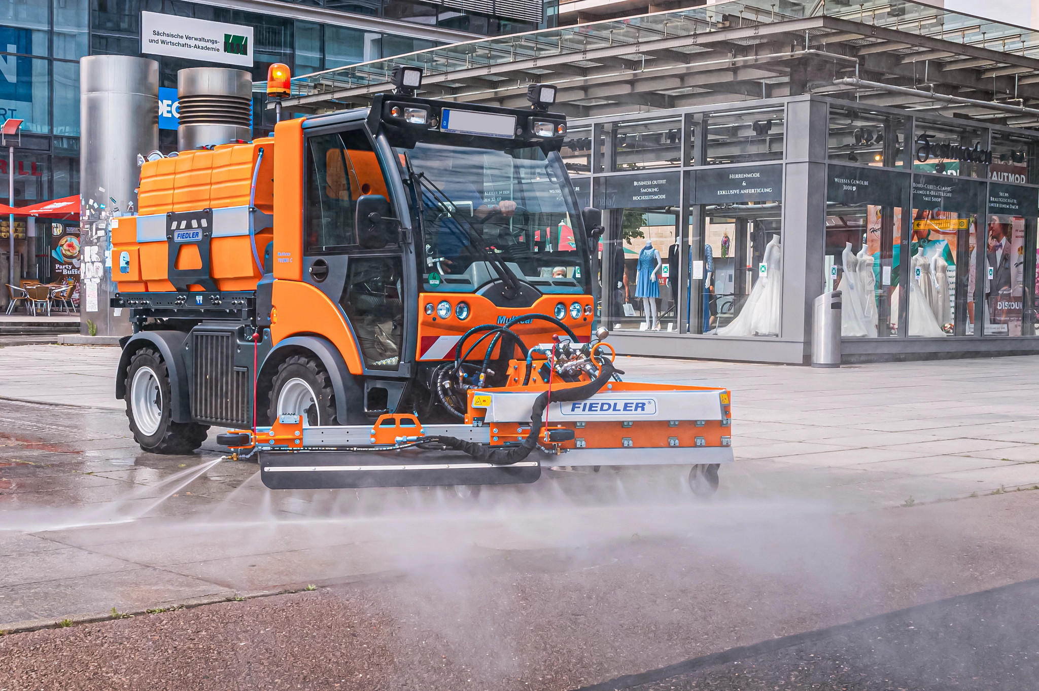 Cleaning vehicle from Fiedler