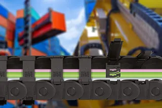 E2.1 – For empty container handlers and spreaders