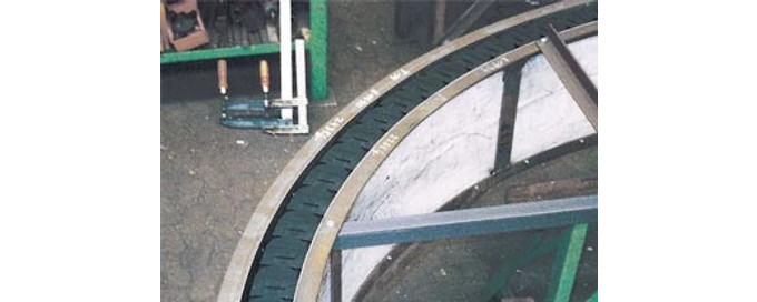 Rotary energy chains & Cable Carriers for Circular Motion | igus®