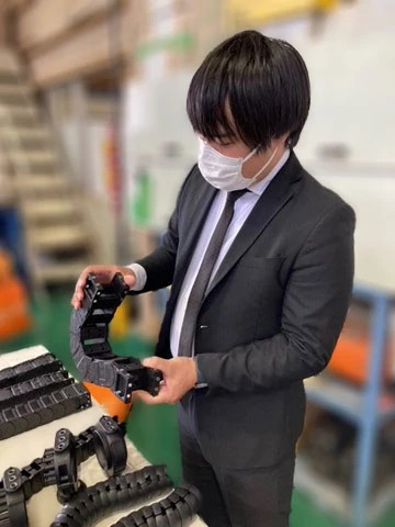 社員インタビュー　e-chain systems®営業部　仕事の様子