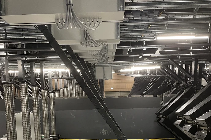 Successful stage rigging equipment applications