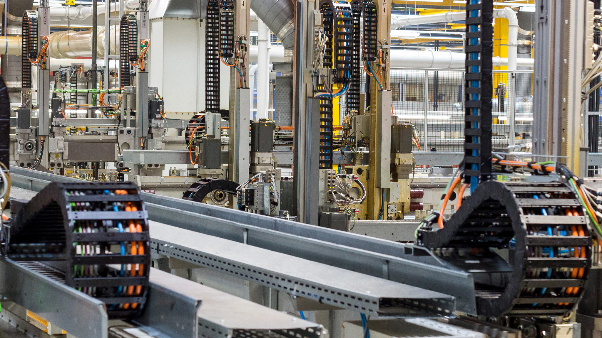 Automotive Powertrains E-Chains