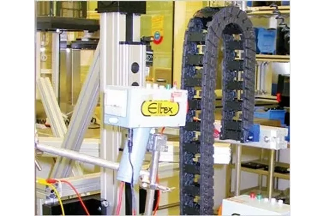 Cleanroom Cable Rack Cable Carriers -energy chain: Cleanroom Environments | igus Canada