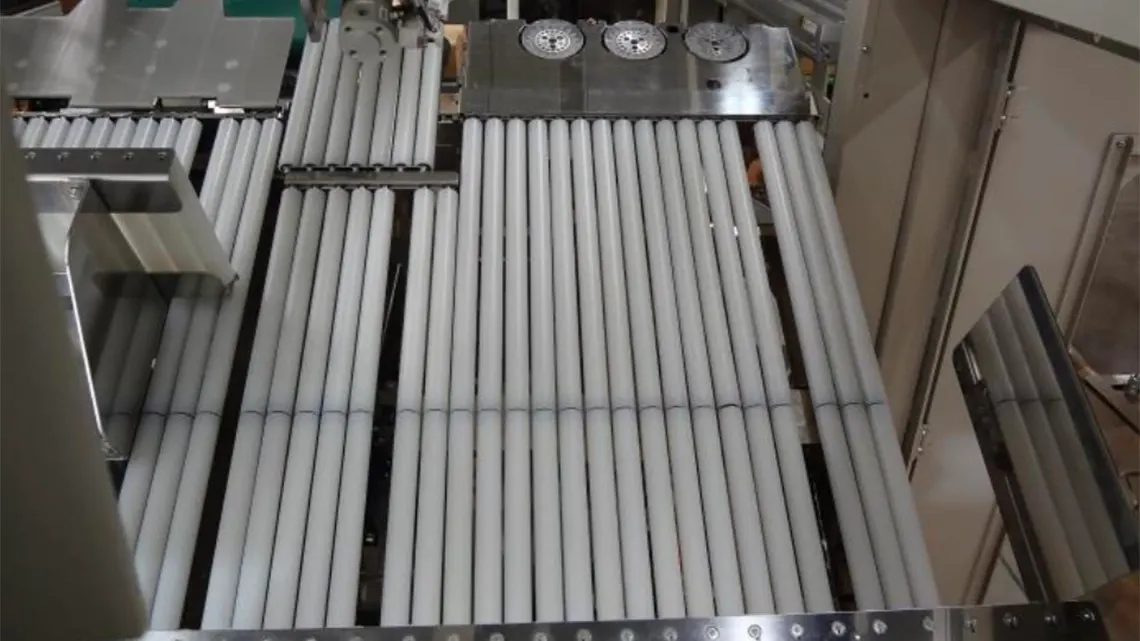 Conveyor rollers packaging technology