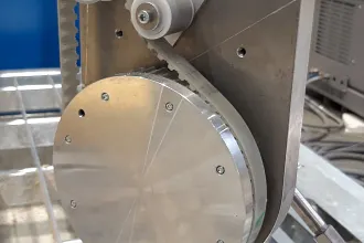 Guide roller as toothed belt drive