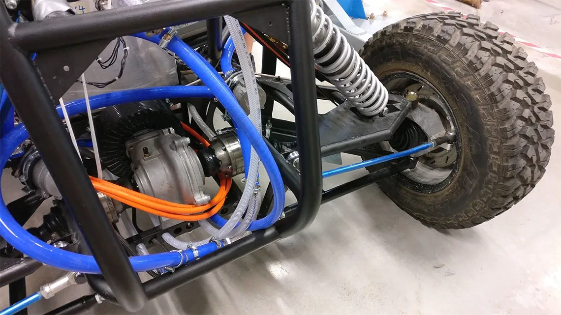 Solarbuggy avec des câbles chainflex