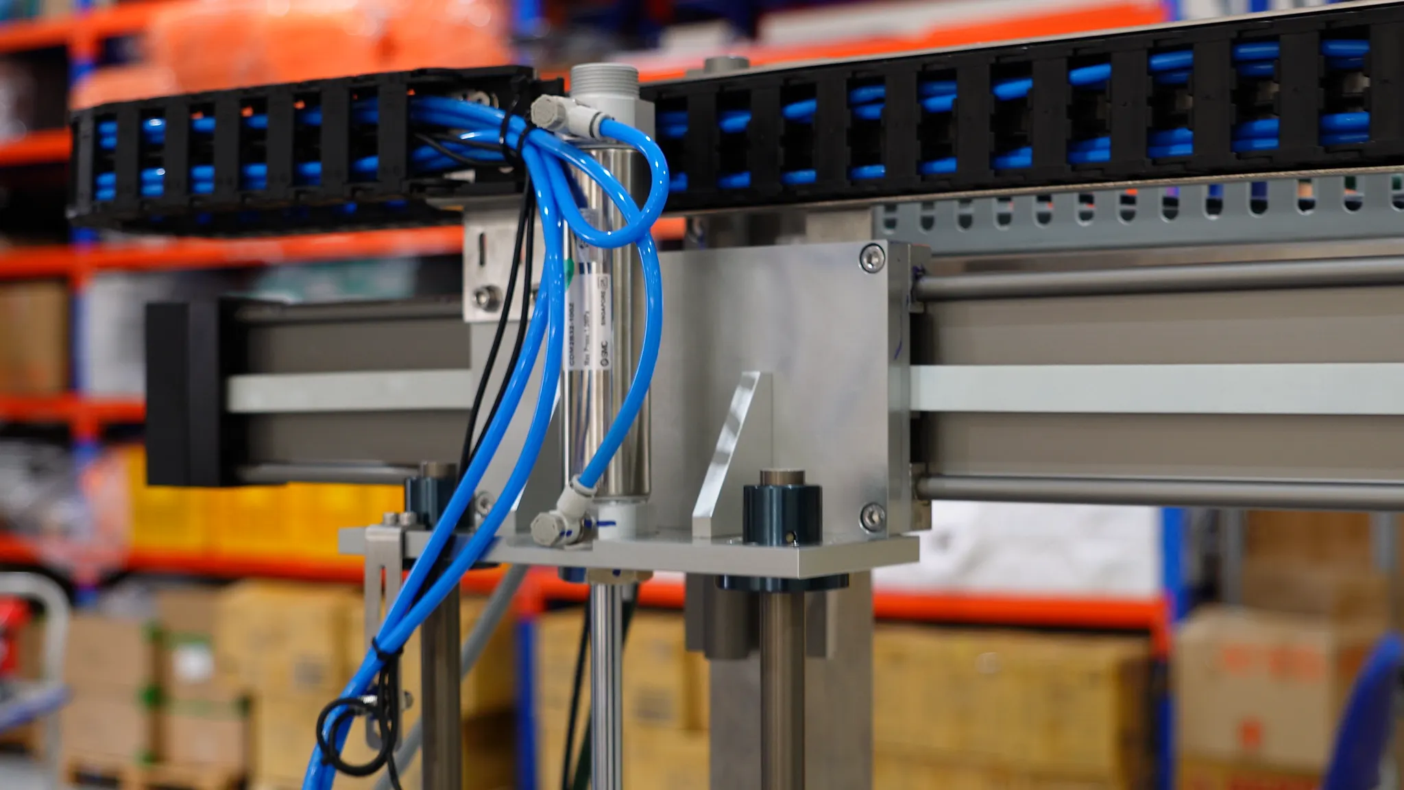 Xích nhựa dẫn cáp