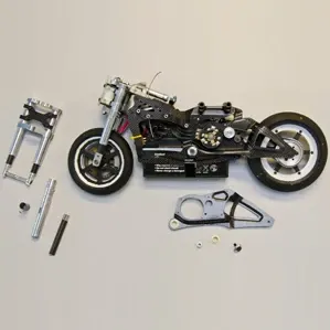 The inner workings of the RC bike and the integrated iglidur® plain bearings.