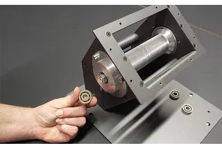 Unidad de accionamiento mecánico en la estufa de pellets Koppe