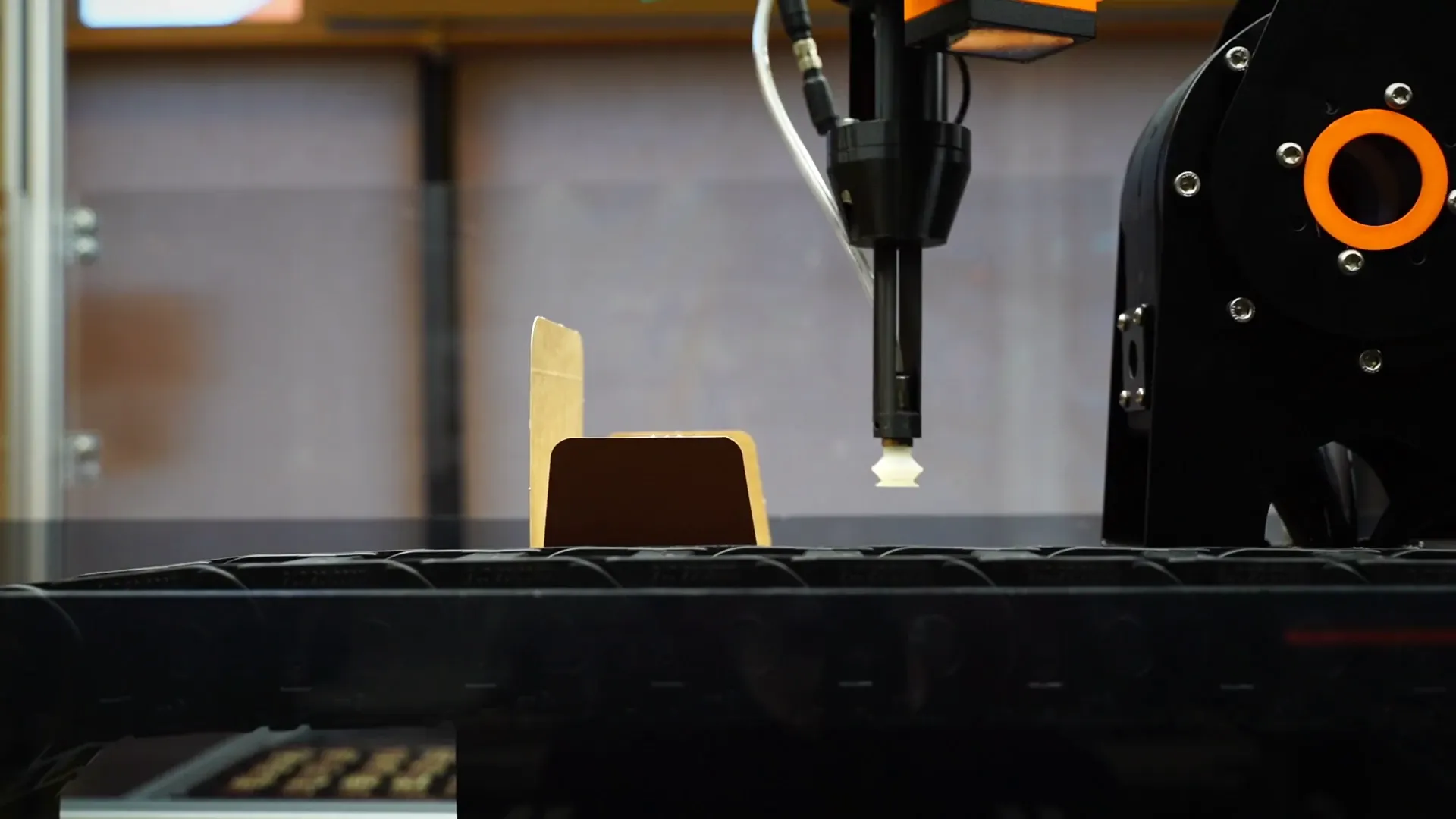 lca-gluing-and-dosing-application-roose-II