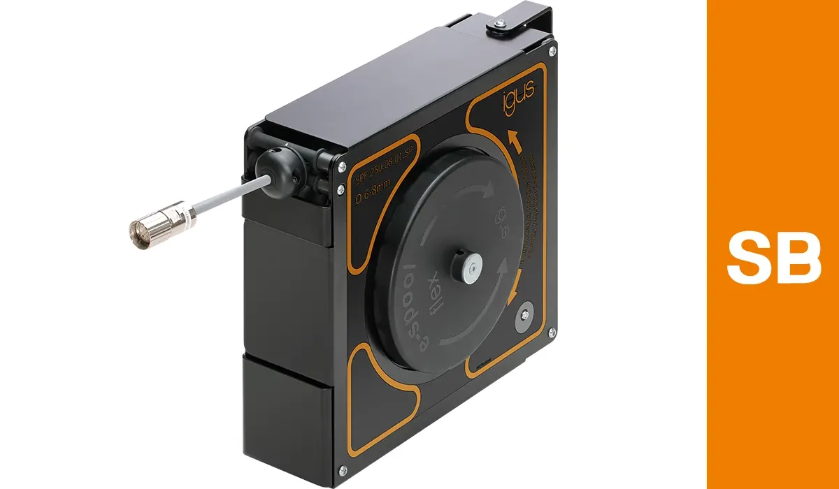 Automatic cable reels with retaining spring, snap mechanism and retraction brake