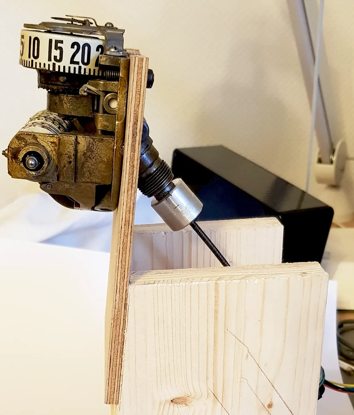 Banco de pruebas para una pieza de recambio impresa en 3D de un coche de época