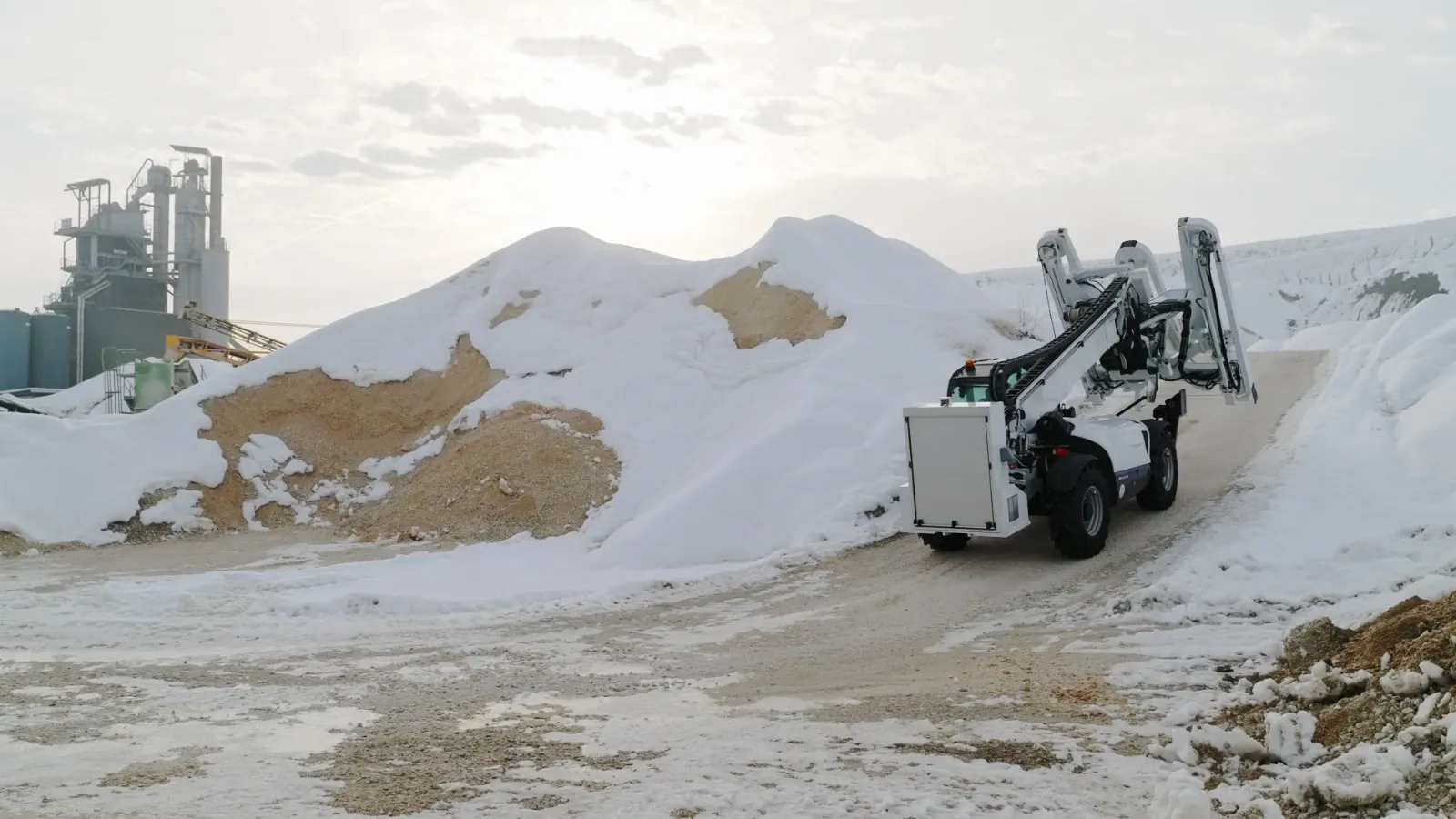 移動式採石用ワイヤーソー
