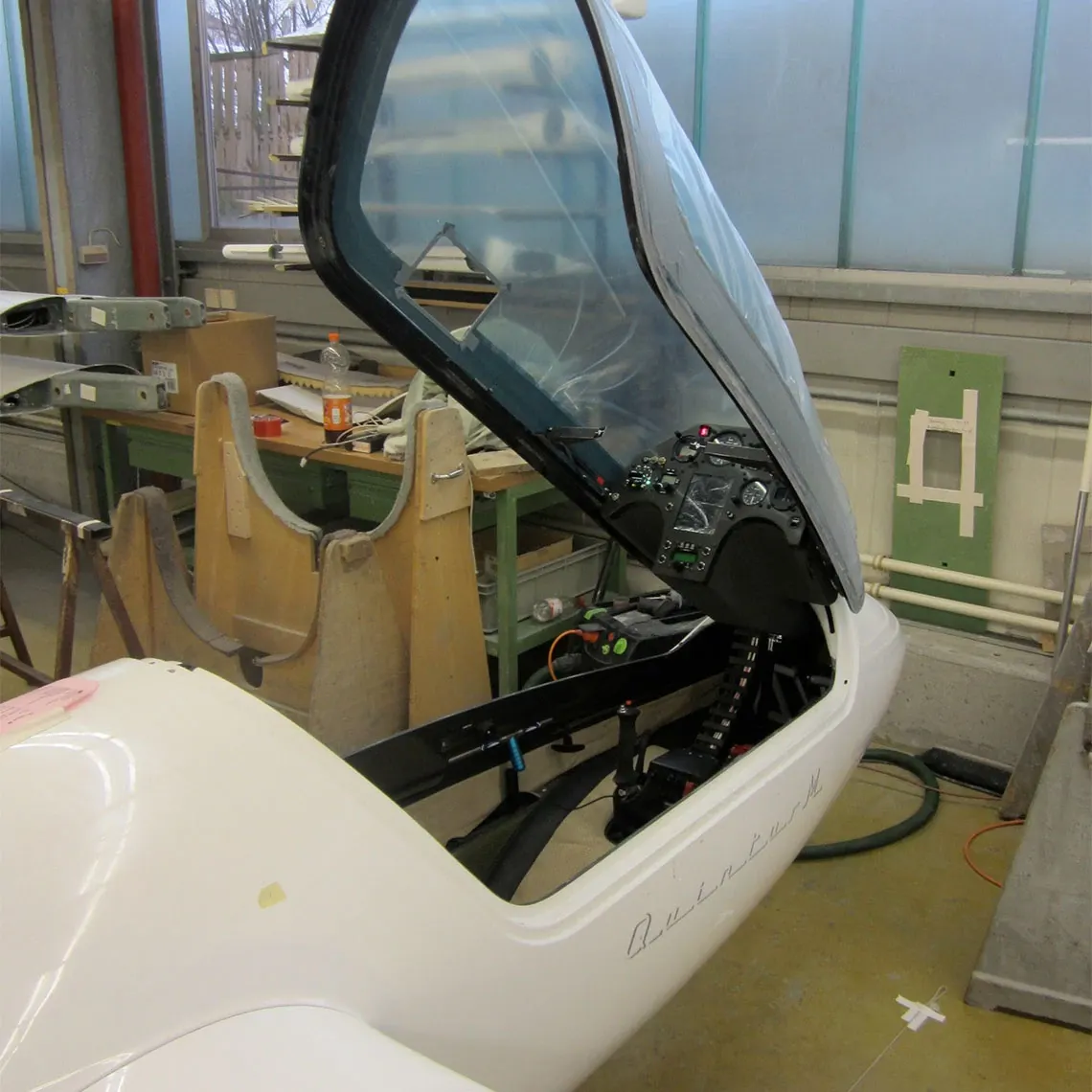 cadena energética en el sistema de control de un planeador de alto rendimiento