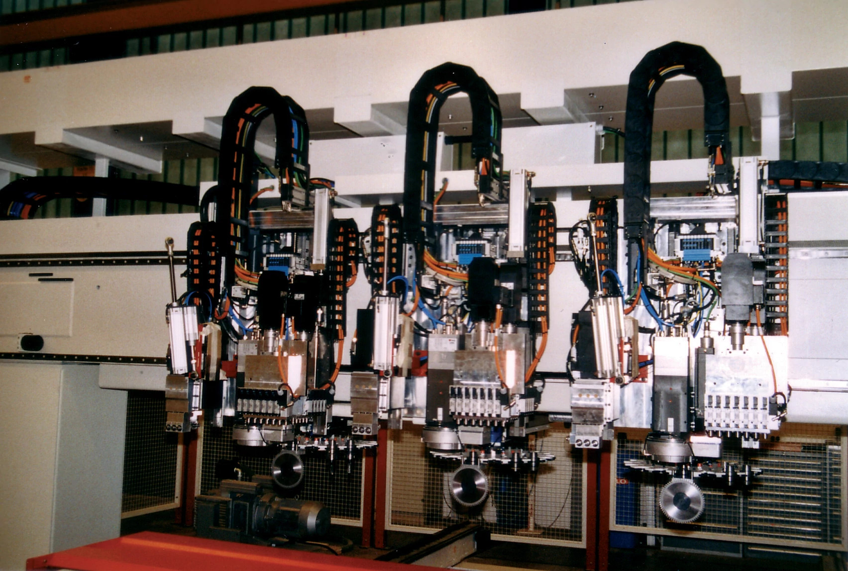 e-chains woodworking industry