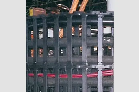 cable carriers hydraulic hoses