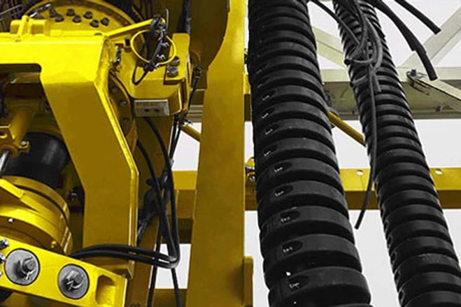 e-loop® instead of service loop | safe cable routing for top drives