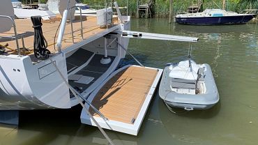 Boat with davit from innovative structural design