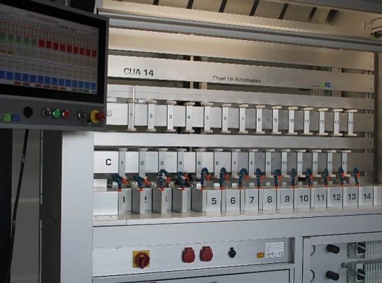 Lineargleitlager und e-ketten für die automatisierte Probenvorbereitung im Labor