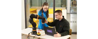 Young Engineers Support from igus