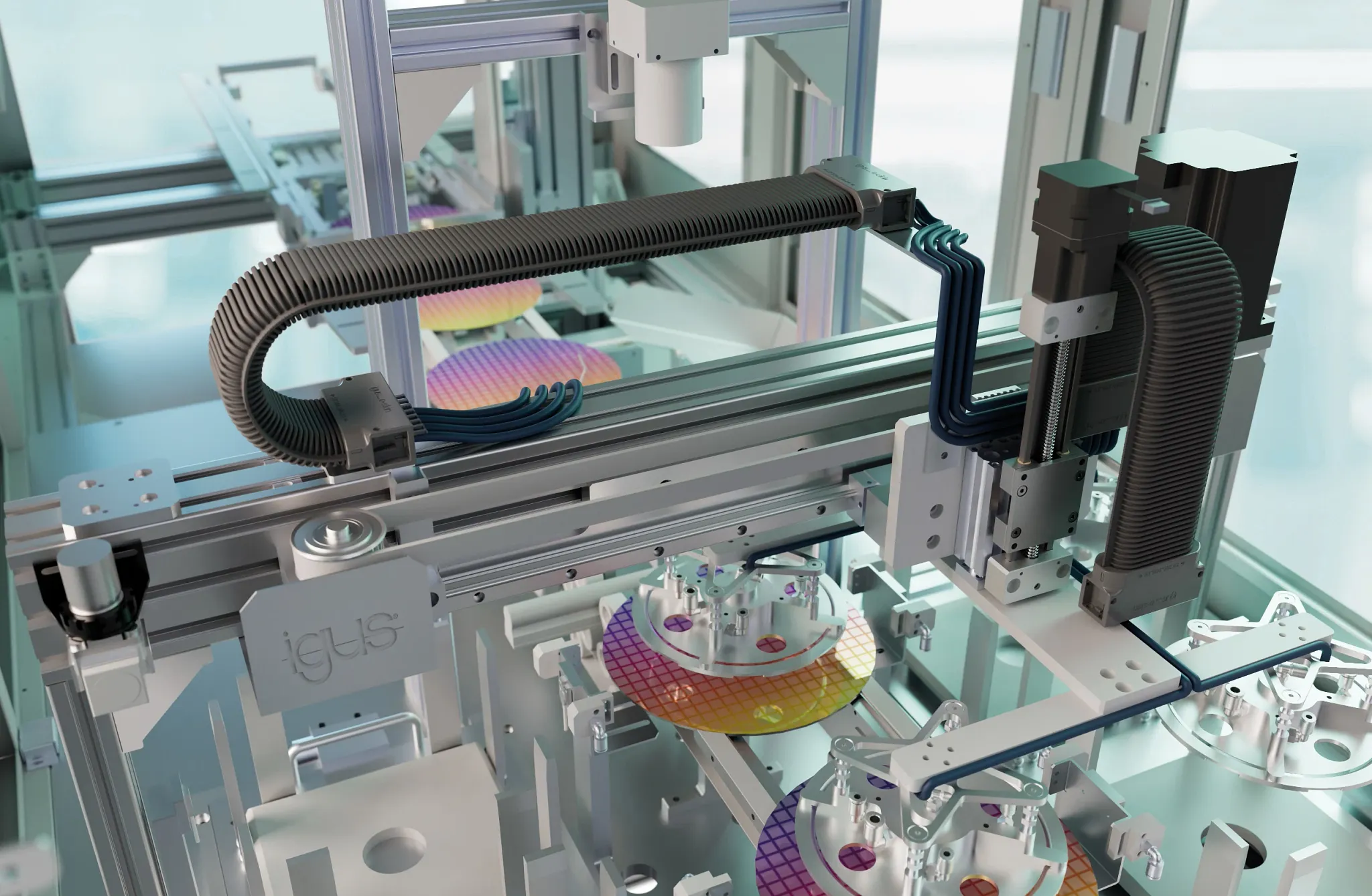 Dissipative energy chain from igus with self-supporting function makes space-consuming shielding superfluous