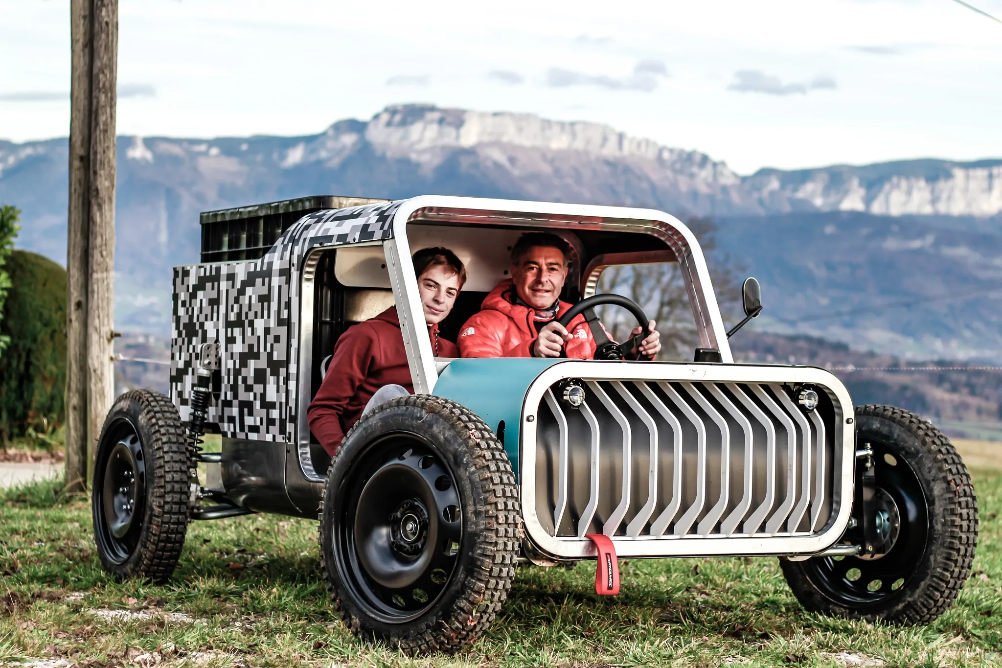 Véhicule de terrain KSTM