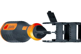 Assembly tools for energy chains