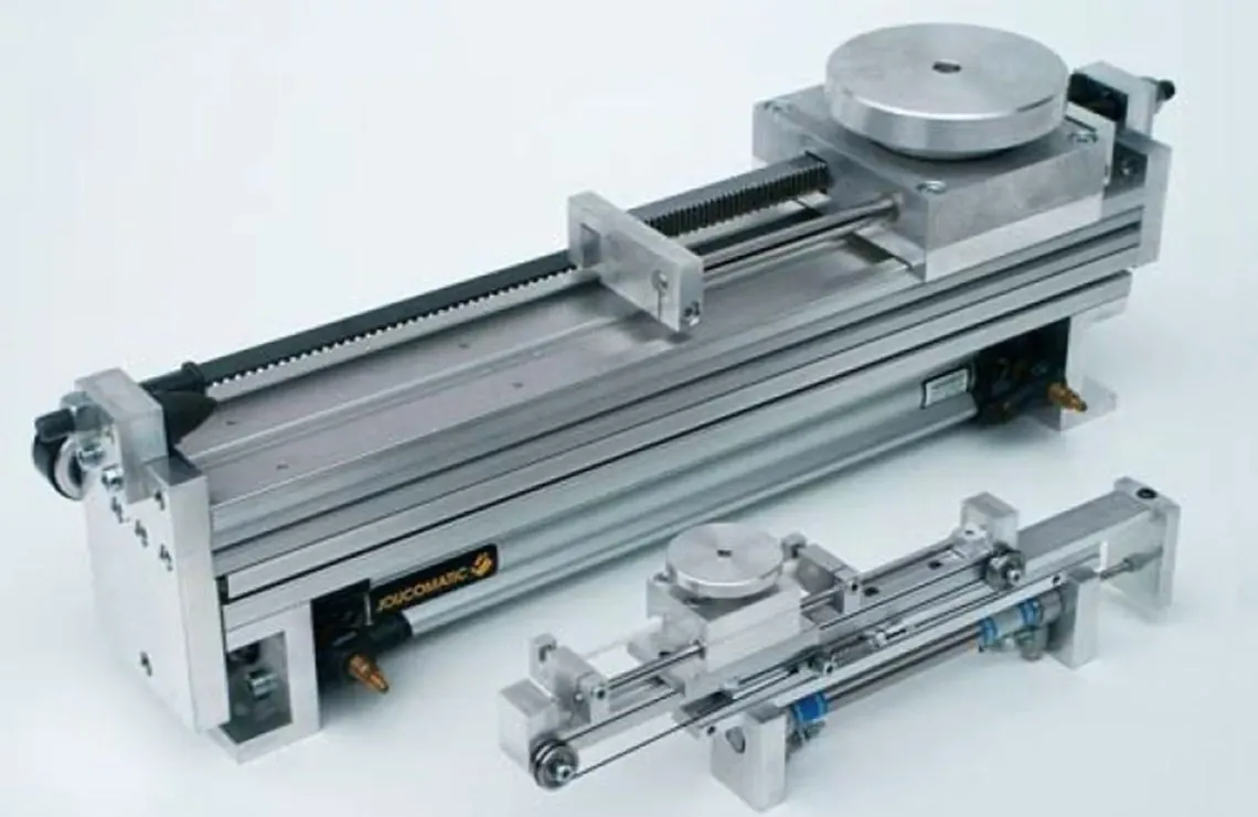Pneumatic cylinder