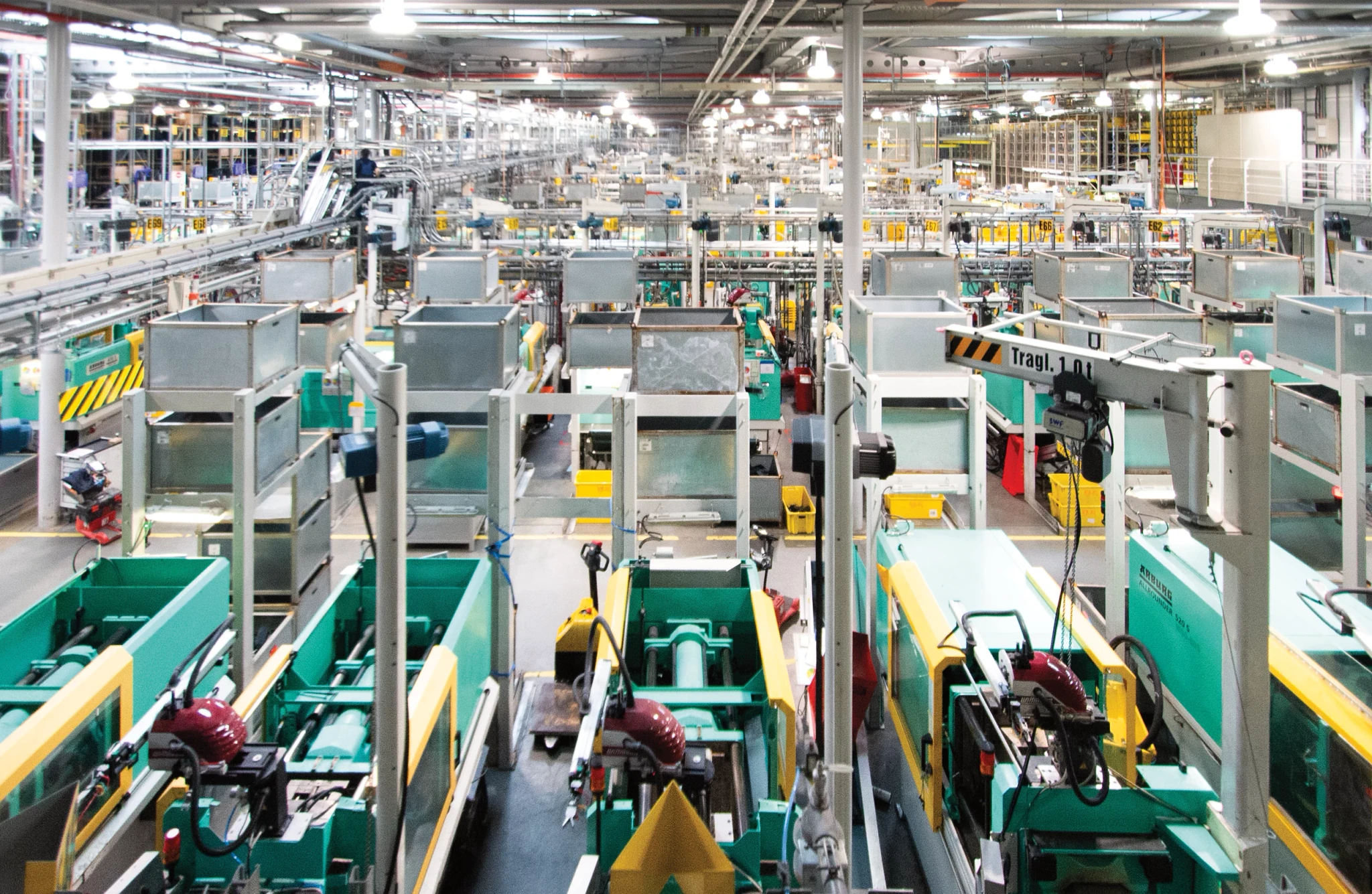 Optimisation of production processes through load profile reduction