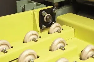 Cojinetes de brida igubal® con orificios de fijación