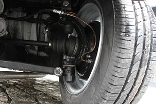 Steering knuckle of a Trabant with pressed-in iglidur J plain bearings