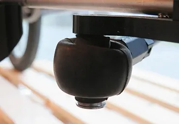 Las cabezas articuladas igubal en las barras transversales