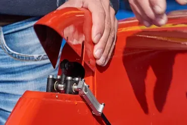 igubal® pillow block bearing and rod end bearing in the sports catamaran