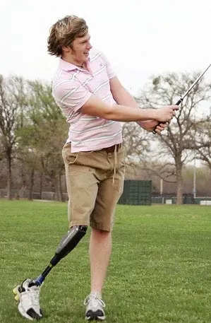 Le membre prothétique peut être utilisé pour de nombreuses activités quotidiennes.