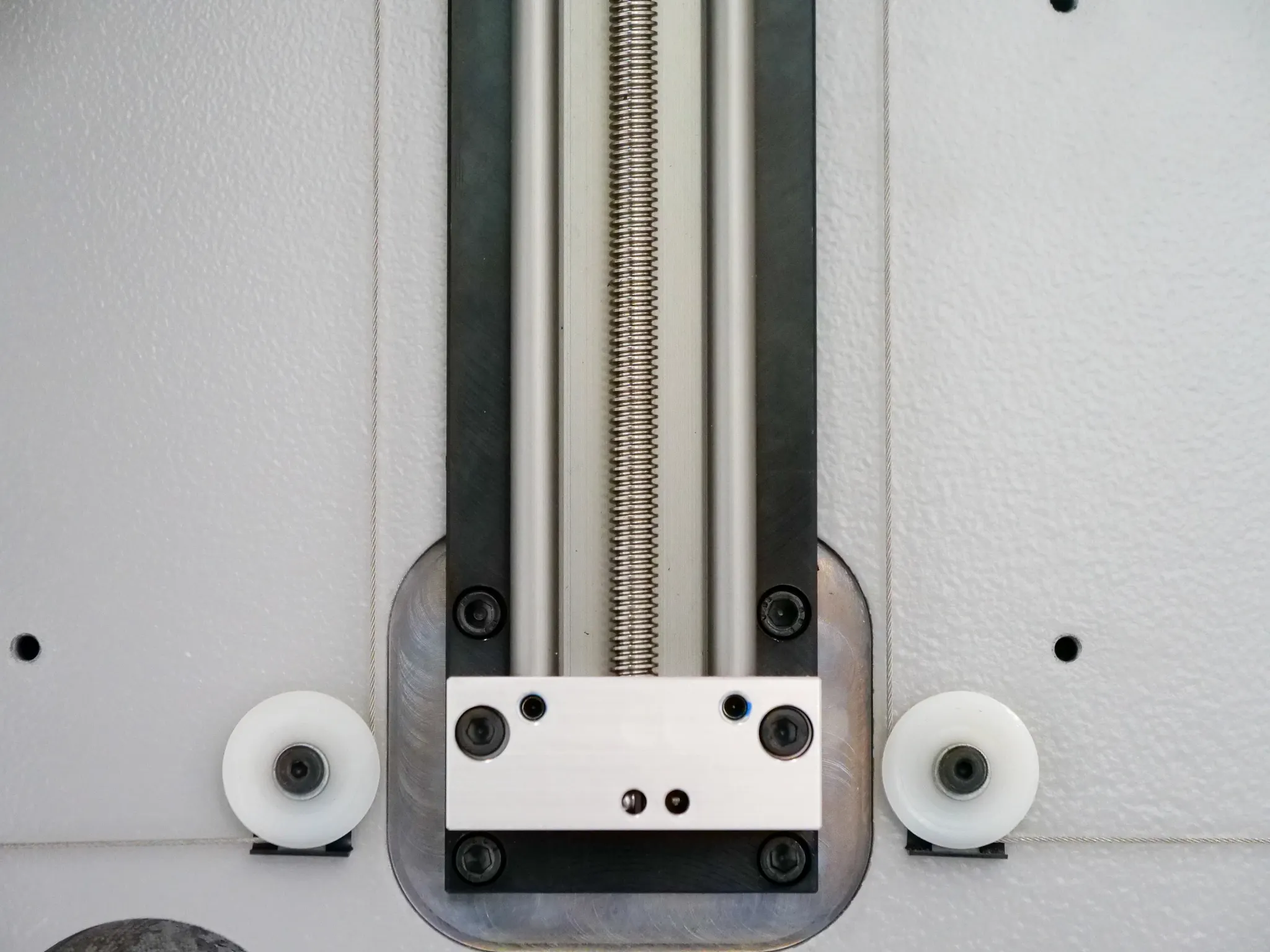 Energy chain system in a plant